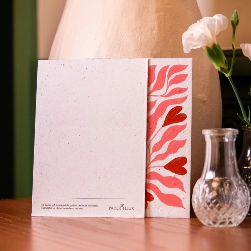 Envoyez vos plus belles déclarations avec la carte à planter « Grand Amour », une création poétique en papier ensemencé